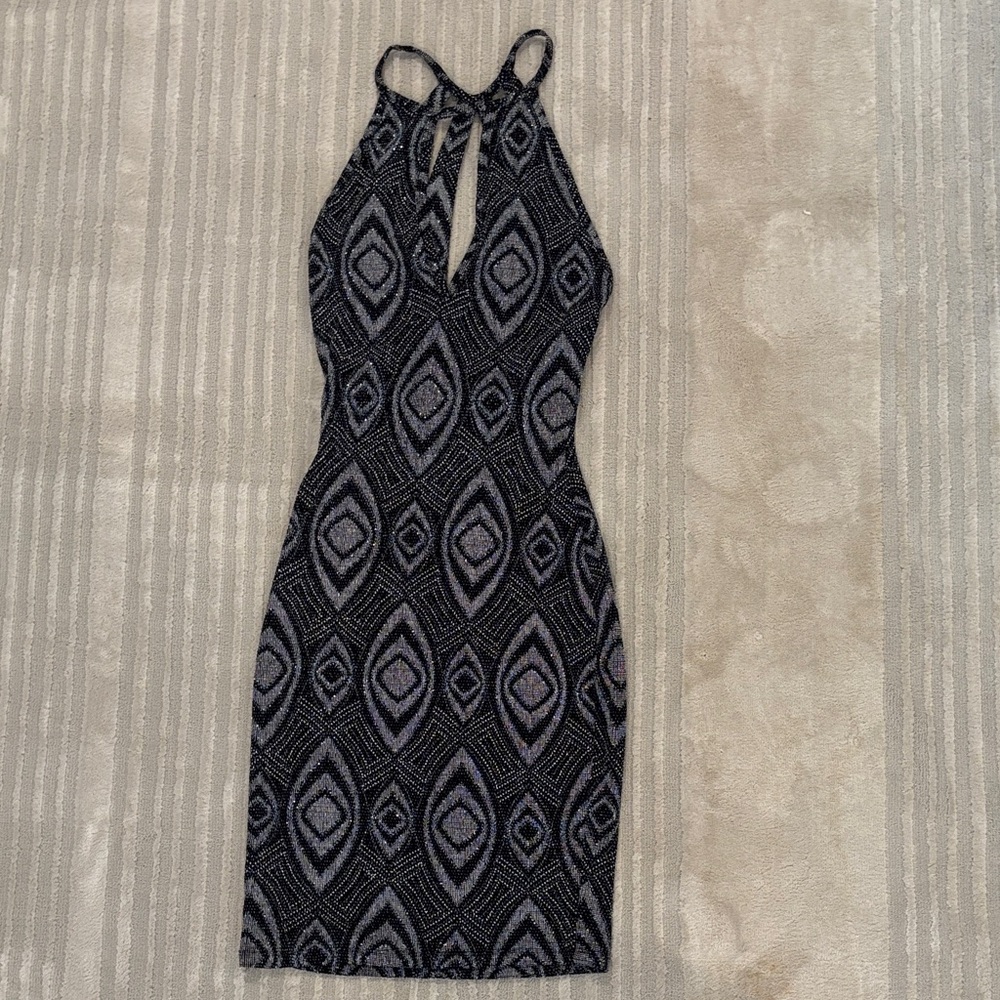 Iris Black and Gray Geometric Backless Dress